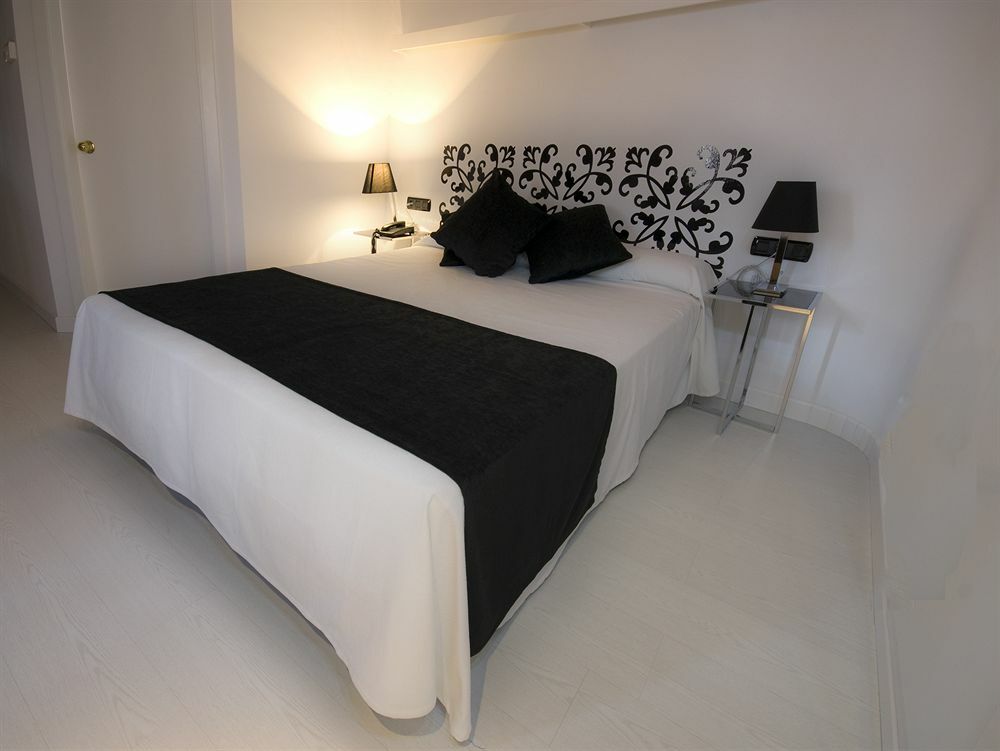 Hotel Teruel Plaza Exteriör bild